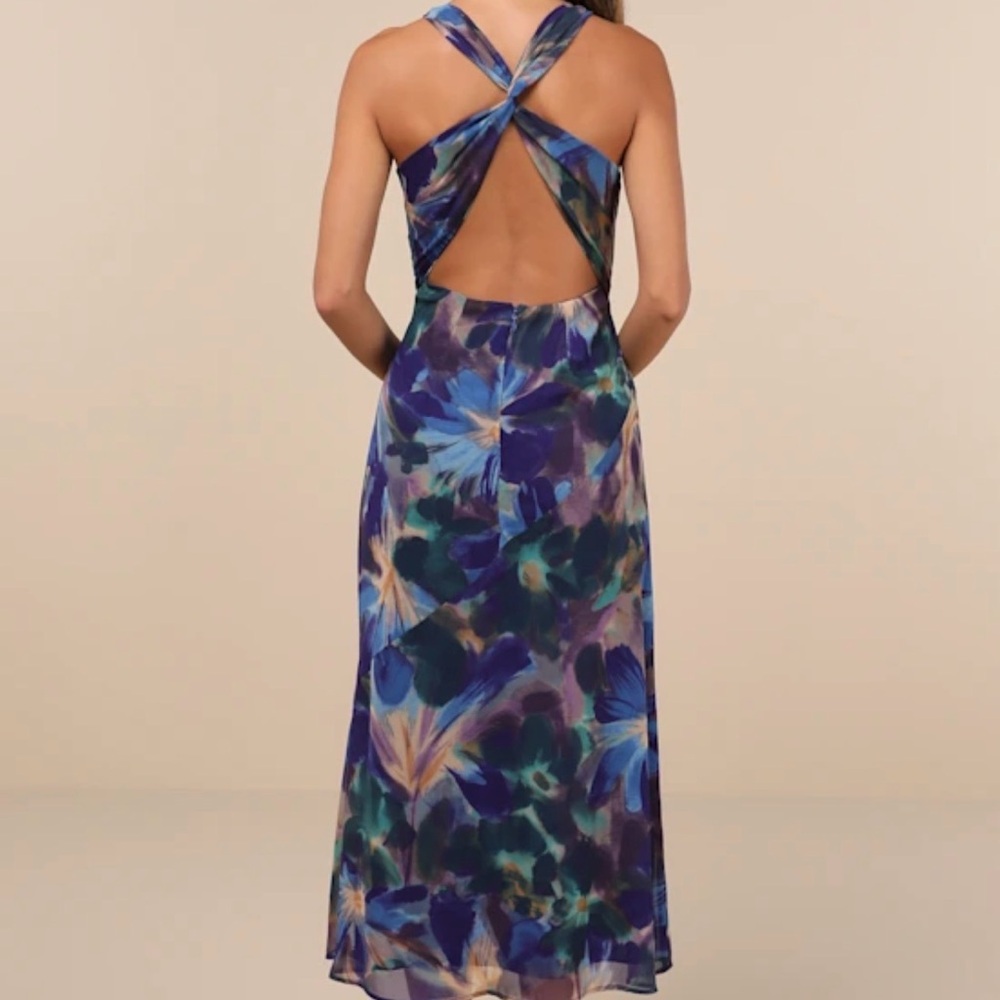 Lulu's Elegant Floral Midi Dress